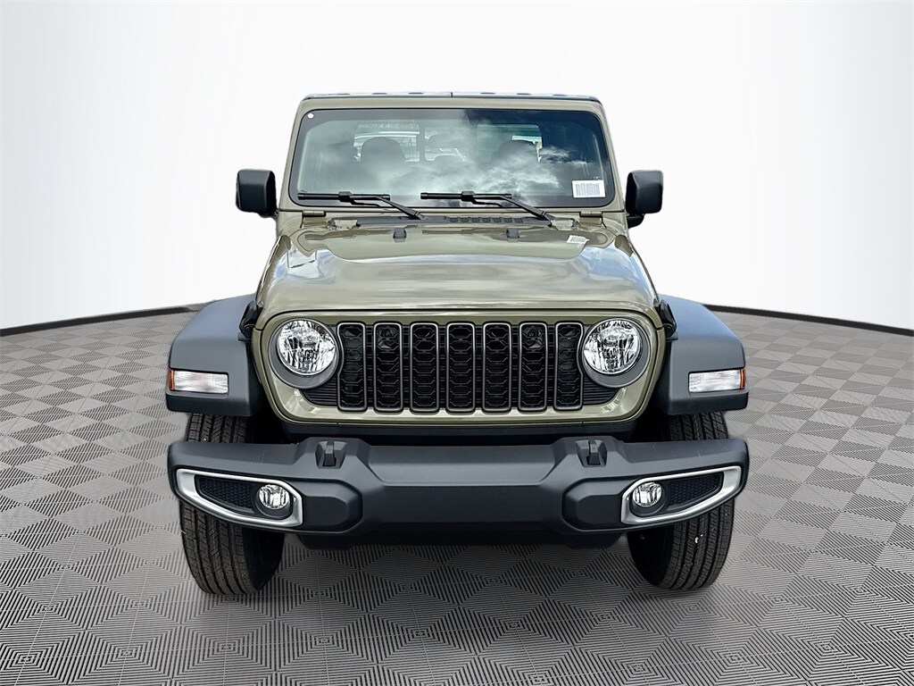 New 2026 Jeep Gladiator SPORT 4X4 Pickup