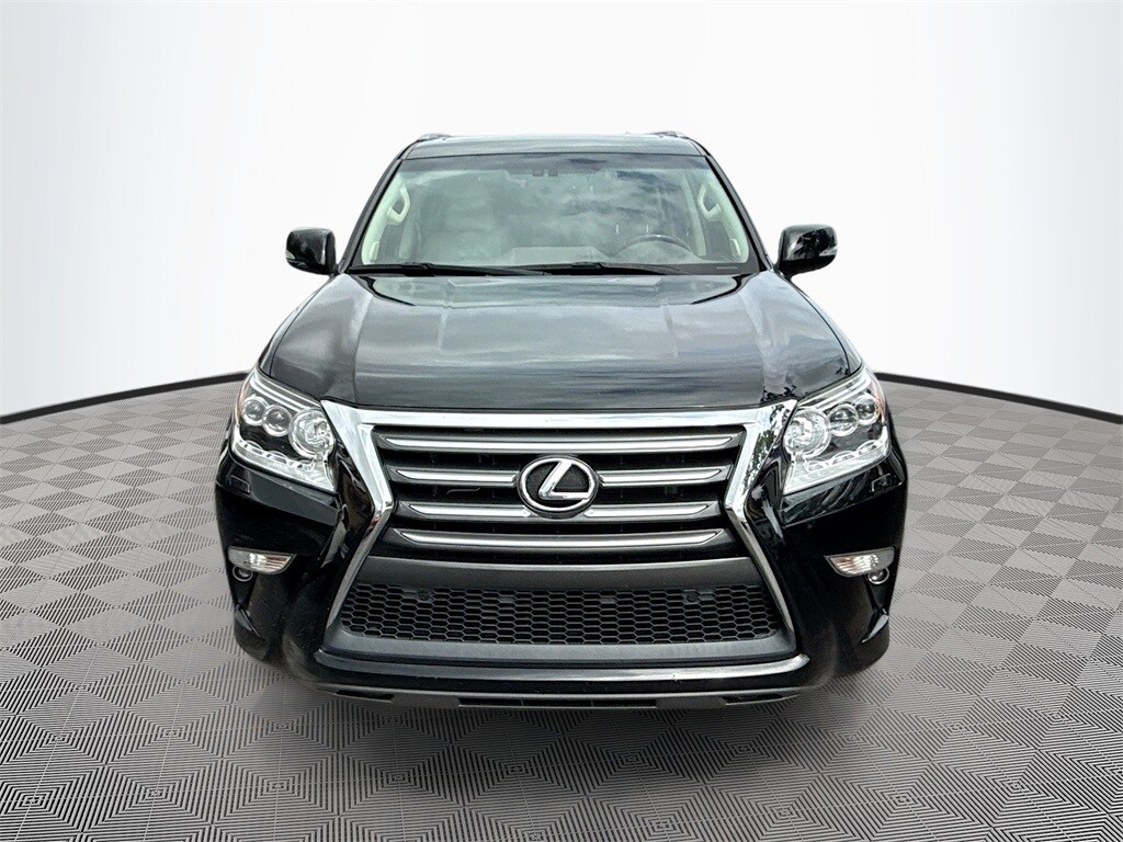 2019 Lexus GX 460 Premium photo 2