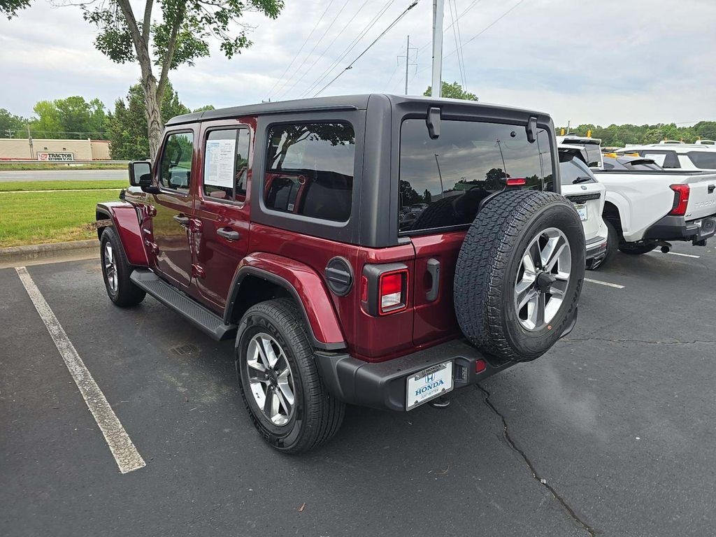 Used 2022 Jeep Wrangler Unlimited Sahara SUV