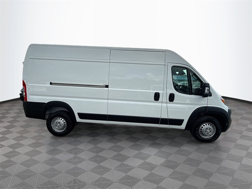 2026 Ram ProMaster 2500 photo 2