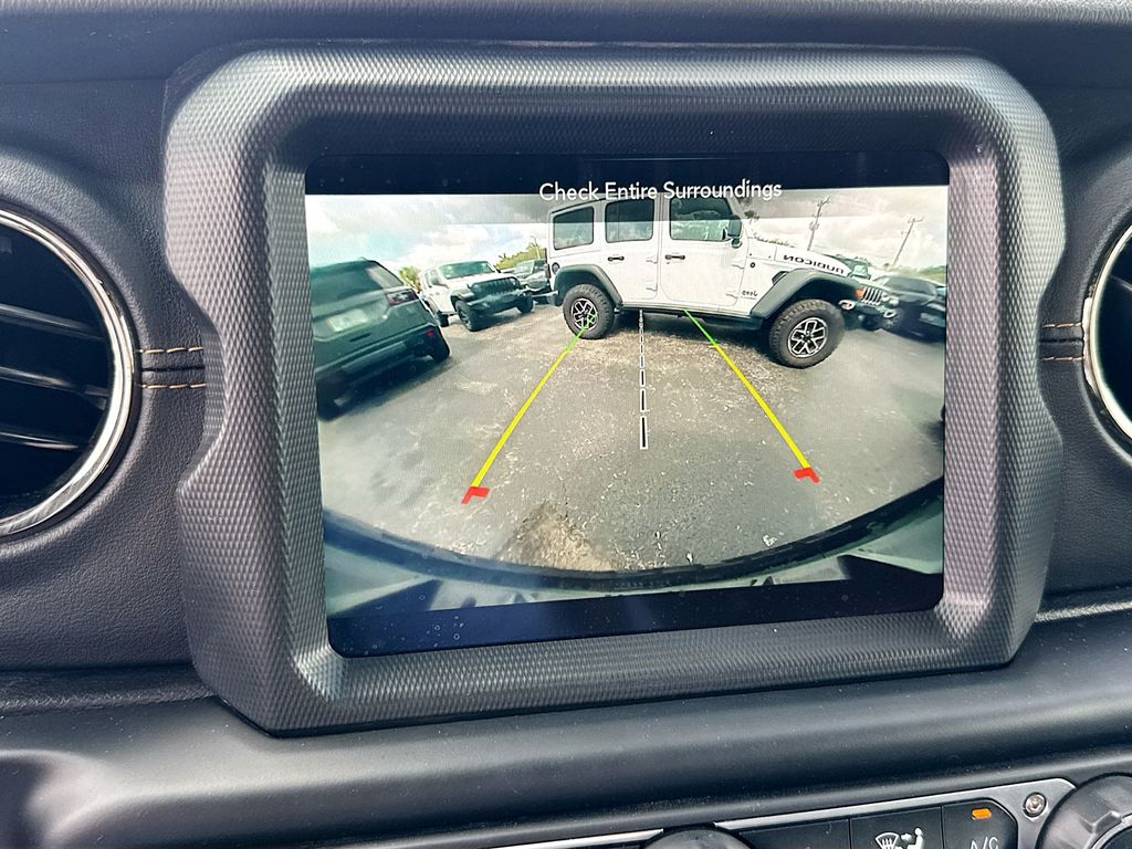 2022 Jeep Wrangler Unlimited High Altitude 4XE - Photo 15