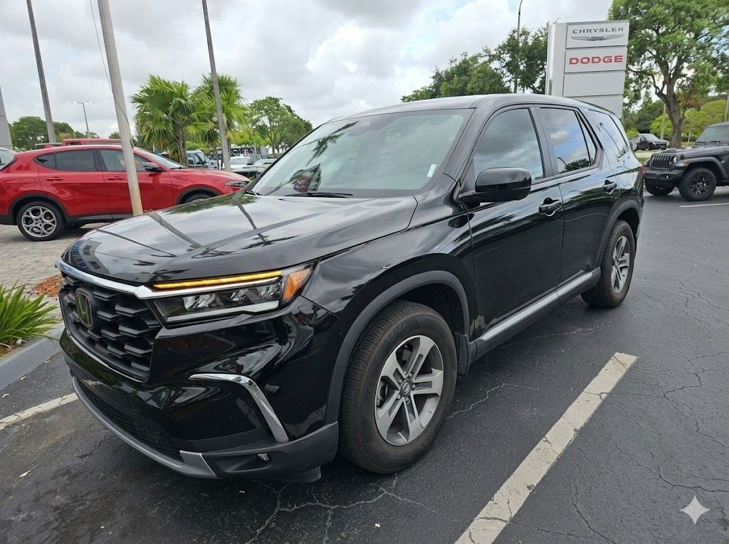 Used 2023 Honda Pilot EX-L SUV