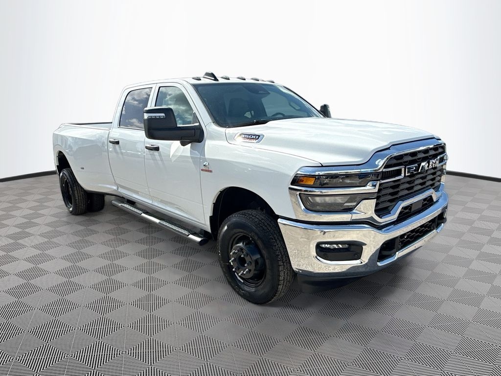 New 2026 Ram 3500 TRADESMAN CREW CAB 4X4 8' BOX Pickup