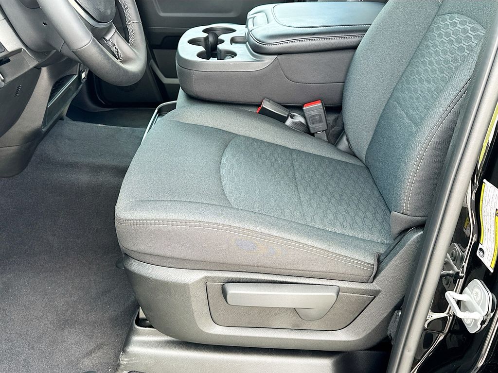 2025 RAM 2500 Tradesman - Photo 20
