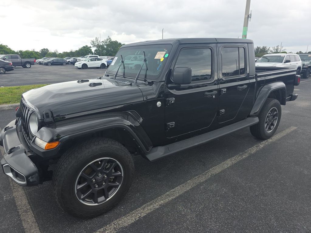 2023 Jeep Gladiator Overland's photo