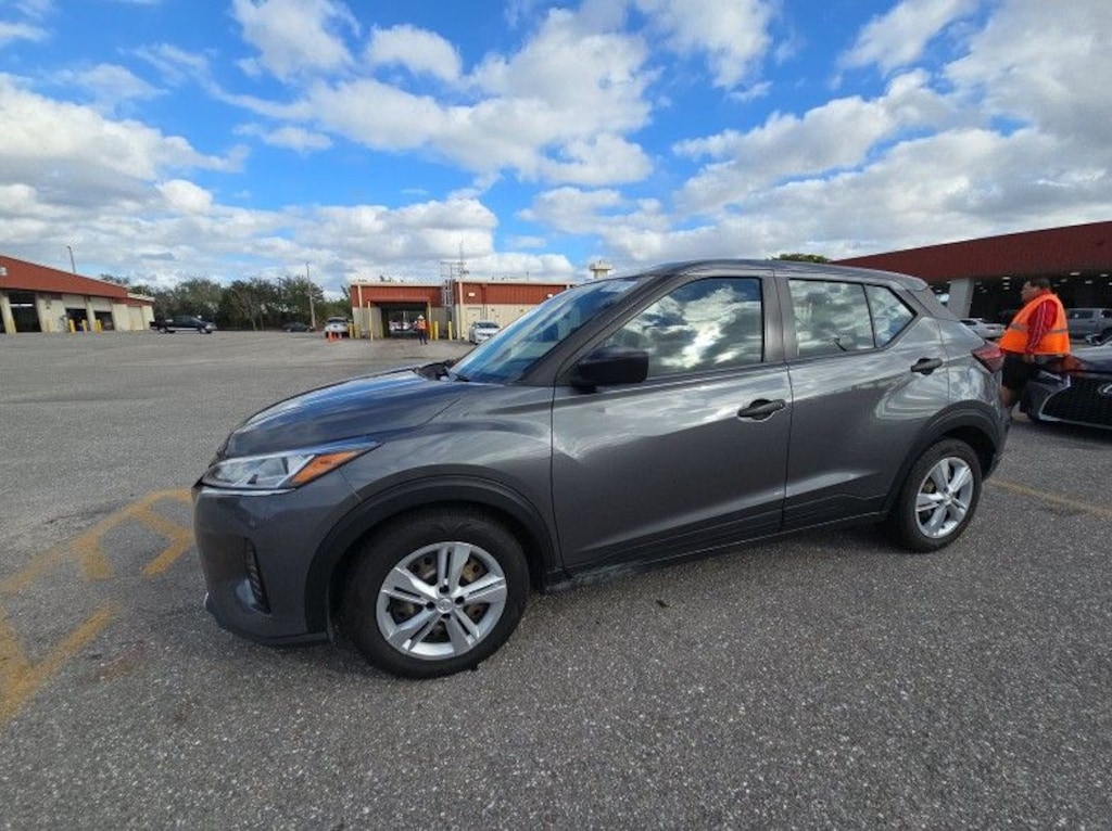 Used 2021 Nissan Kicks S SUV
