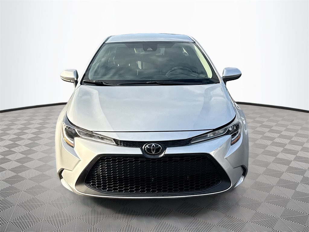 Used 2021 Toyota Corolla LE Sedan