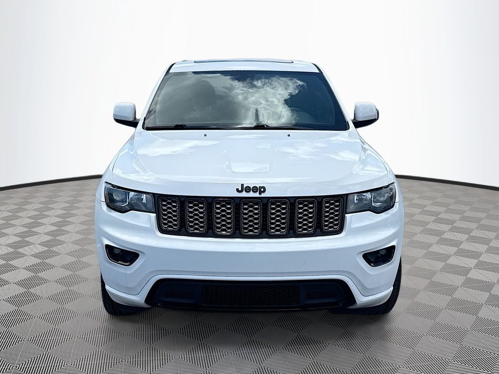 Used 2019 Jeep Grand Cherokee Altitude SUV