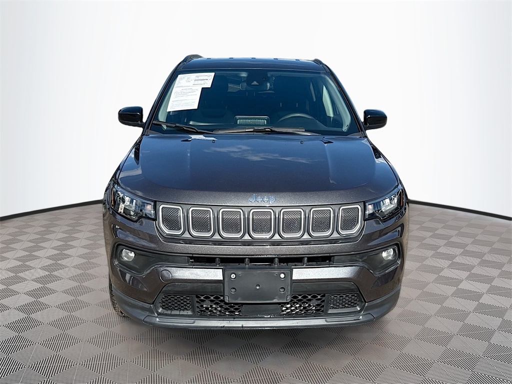 Used 2022 Jeep Compass Latitude with VIN 3C4NJDBB6NT110490 for sale in Plantation, FL