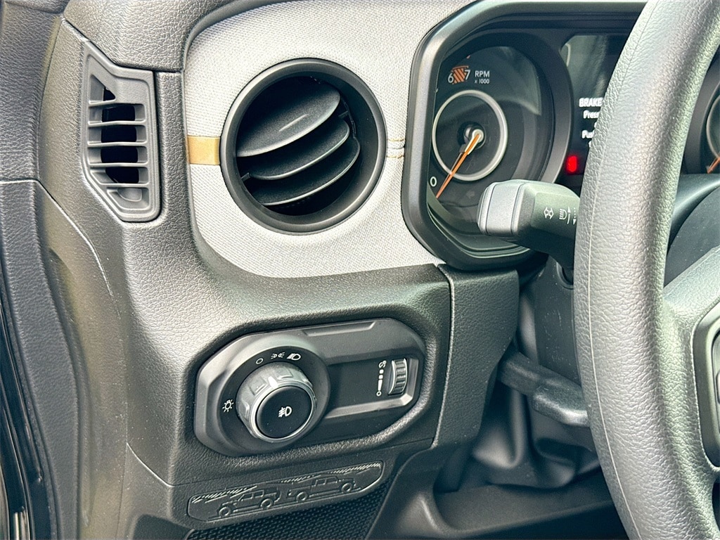 2026 Jeep Wrangler 2-Door Sport - Photo 10