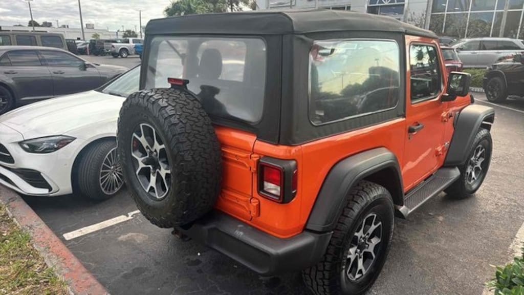 Used 2019 Jeep Wrangler Sport SUV
