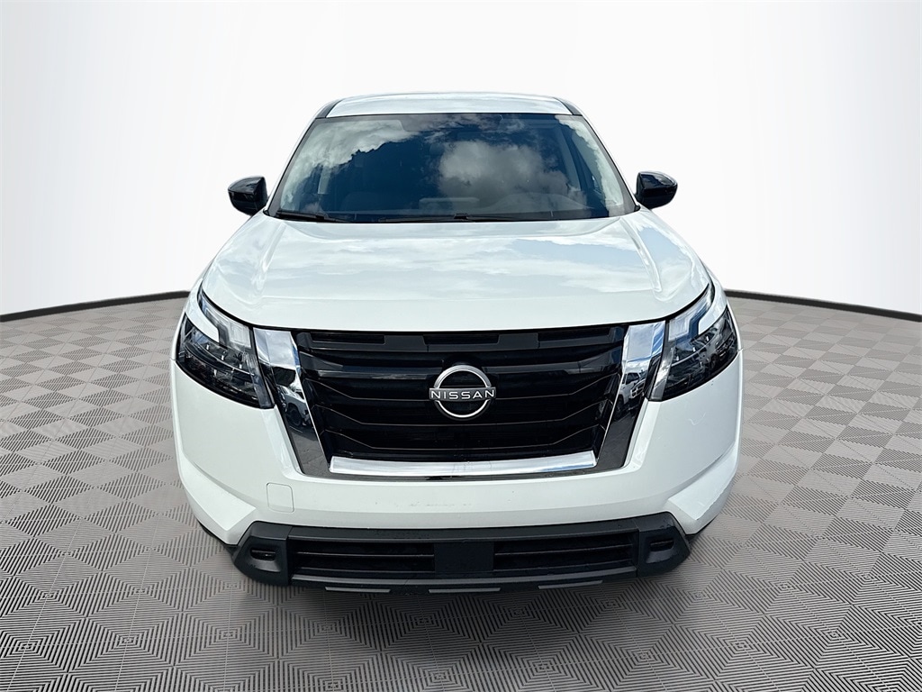 Used 2024 Nissan Pathfinder S SUV