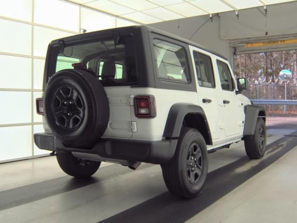 Used 2022 Jeep Wrangler Unlimited Sport SUV