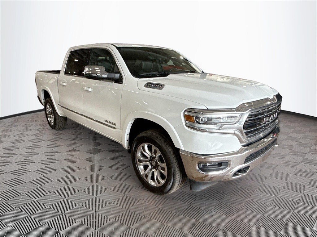 2023 Ram 1500 Limited photo 3