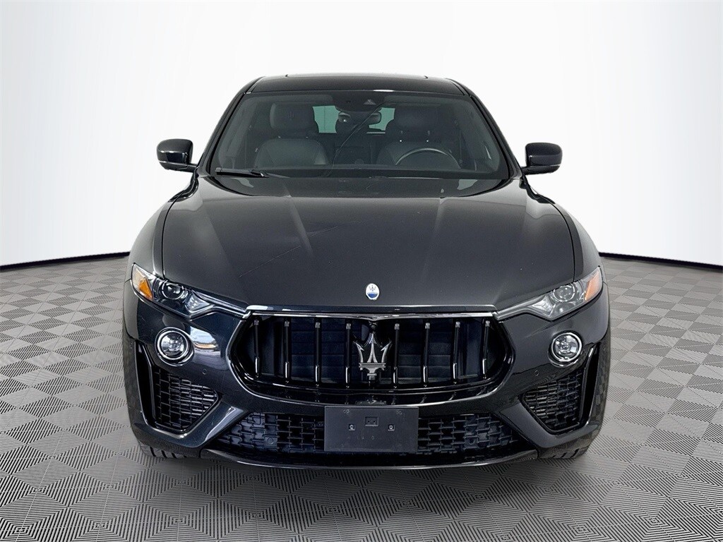 2023 Maserati Levante Modena S photo 2