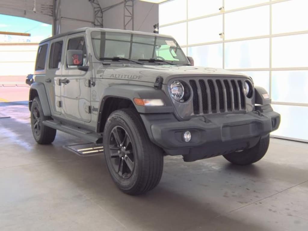 Used 2021 Jeep Wrangler Unlimited Sport Altitude SUV
