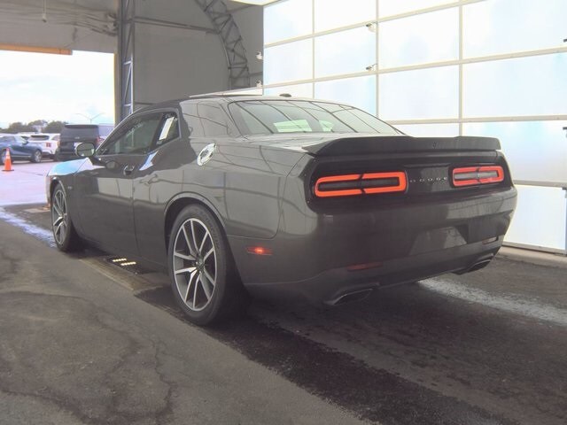 2023 Dodge Challenger R/T photo 4
