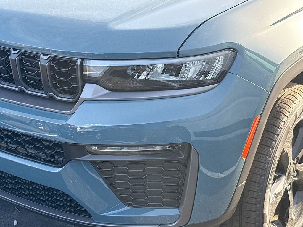 New 2026 Jeep Grand Cherokee LIMITED 4X4 Sport Utility