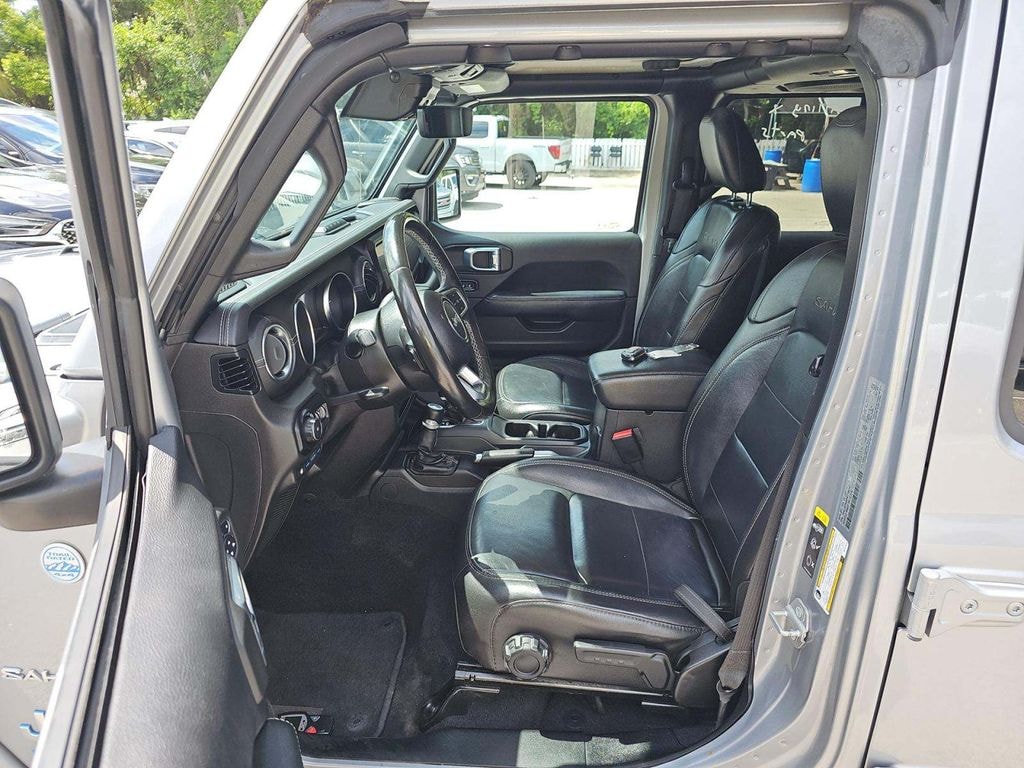 Used 2021 Jeep Wrangler SUV