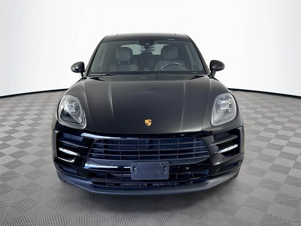 2021 Porsche Macan Base photo 2