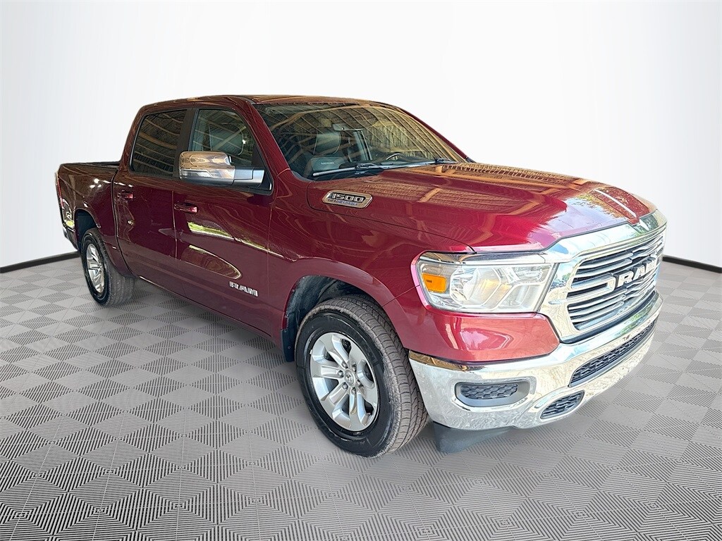 2023 Ram 1500 Laramie photo 3