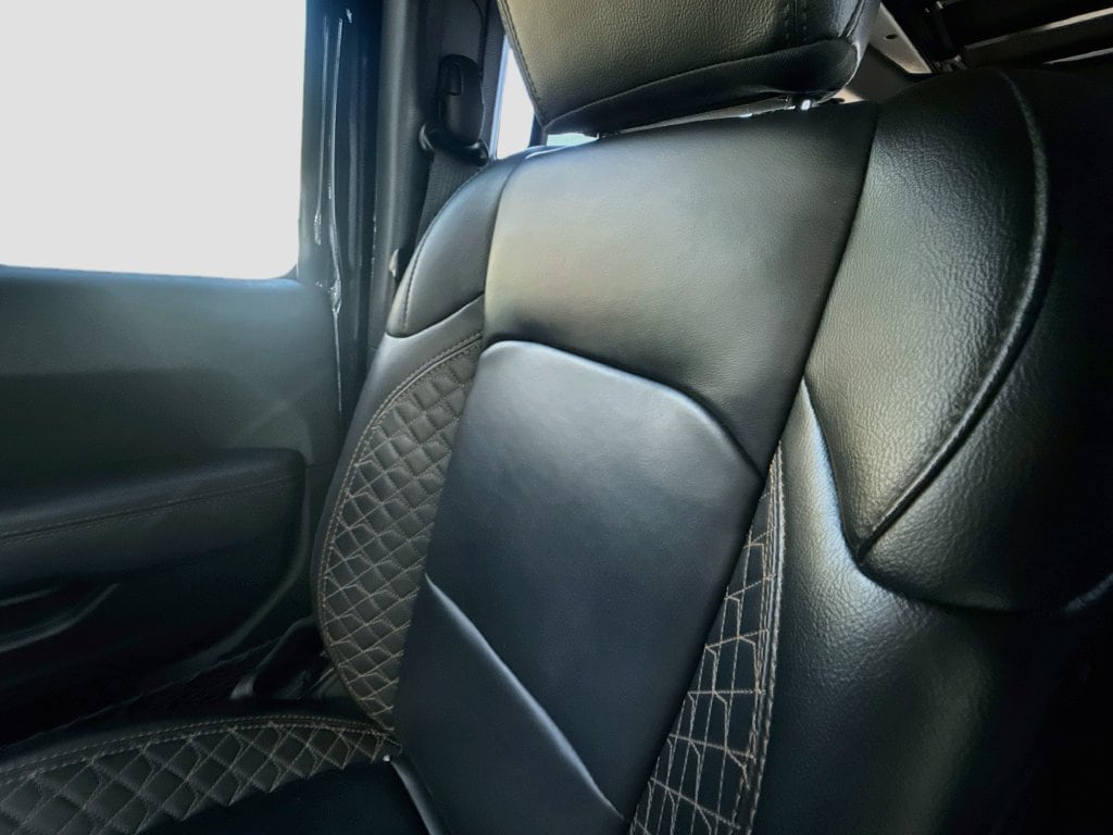 2022 Jeep Wrangler Unlimited High Altitude 4XE - Photo 17