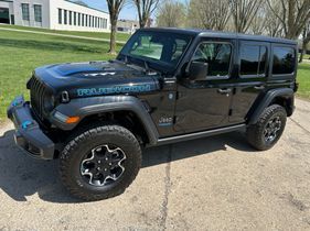 2022 Jeep Wrangler Rubicon 4XE's photo