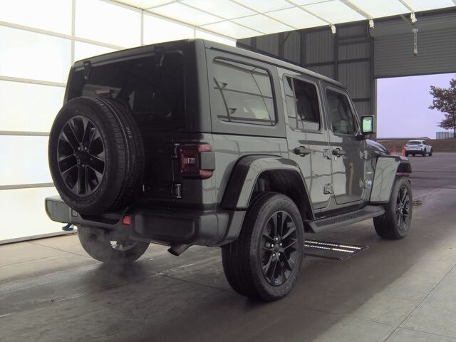 2022 Jeep Wrangler Unlimited Sahara 4xe photo 2