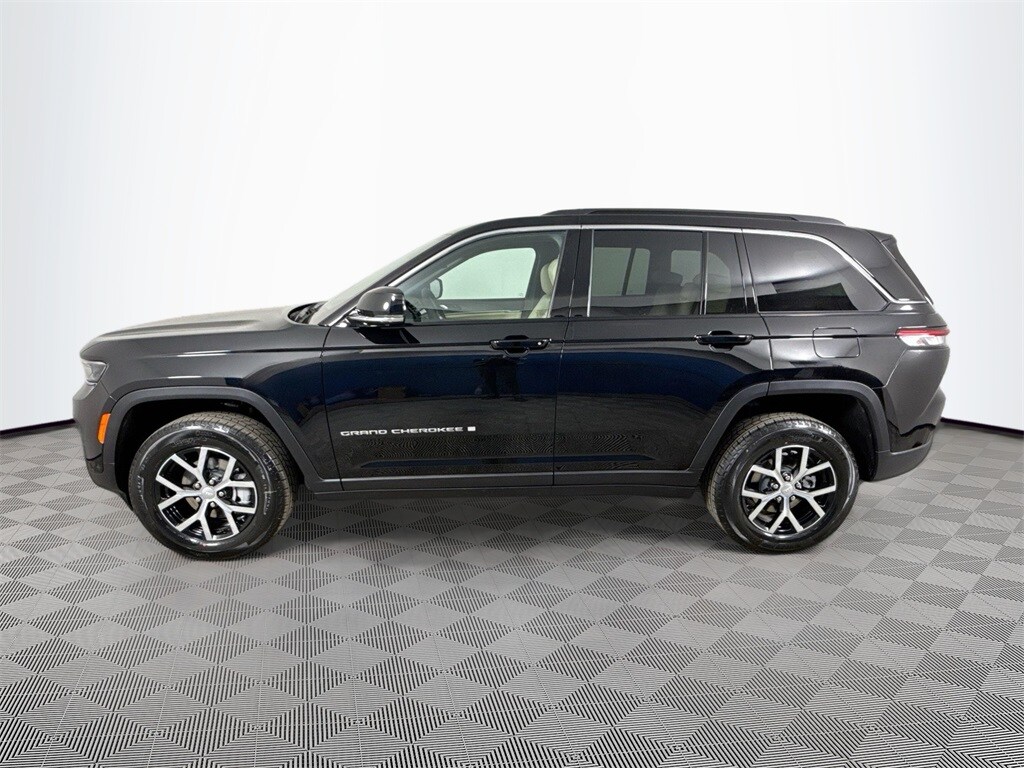 2025 Jeep Grand Cherokee Limited photo 4