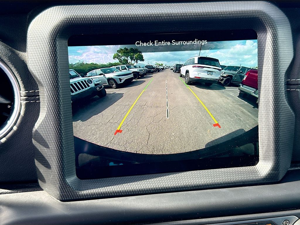 2023 Jeep Wrangler 4xe Sahara 4XE - Photo 15