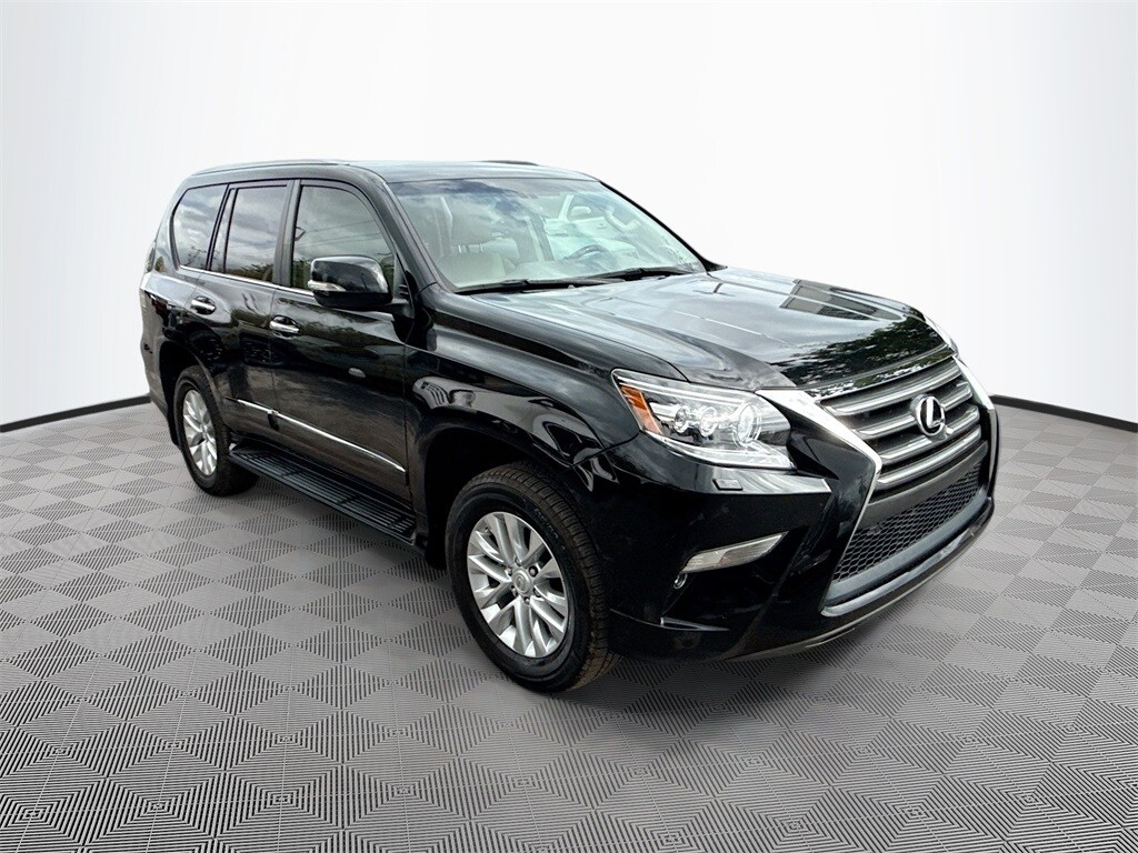 2019 Lexus GX 460 Premium photo 3