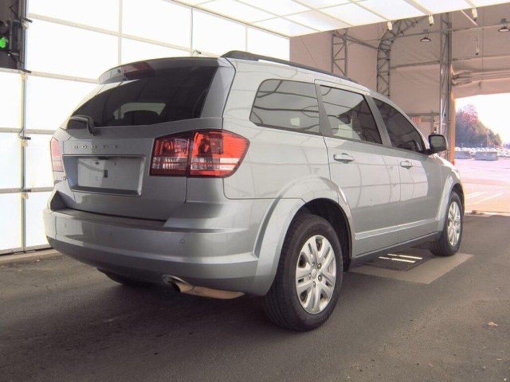 Used 2020 Dodge Journey SE SUV