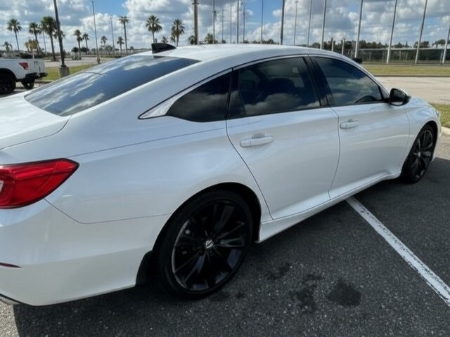 2022 Honda Accord Sport SE photo 3