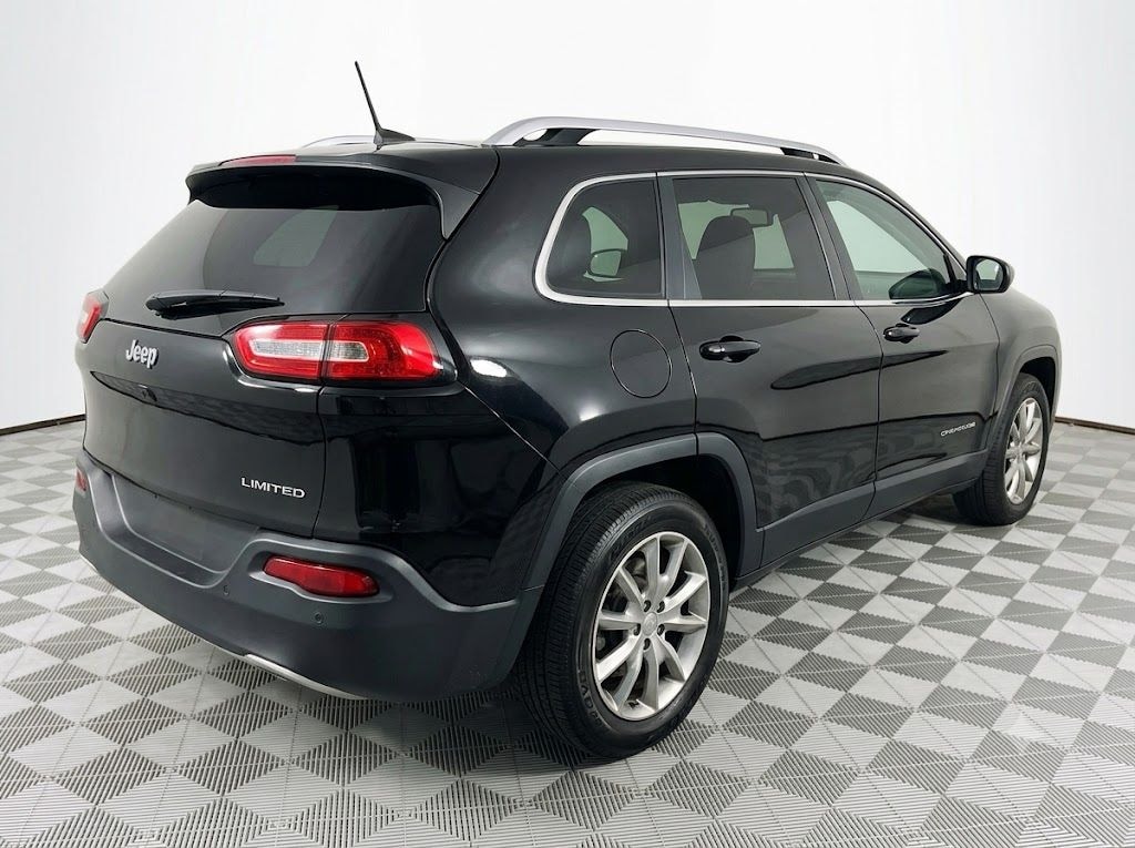 Used 2018 Jeep Cherokee Limited SUV