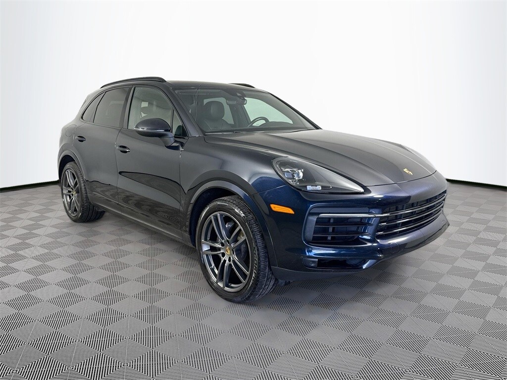 2019 Porsche Cayenne Base photo 3
