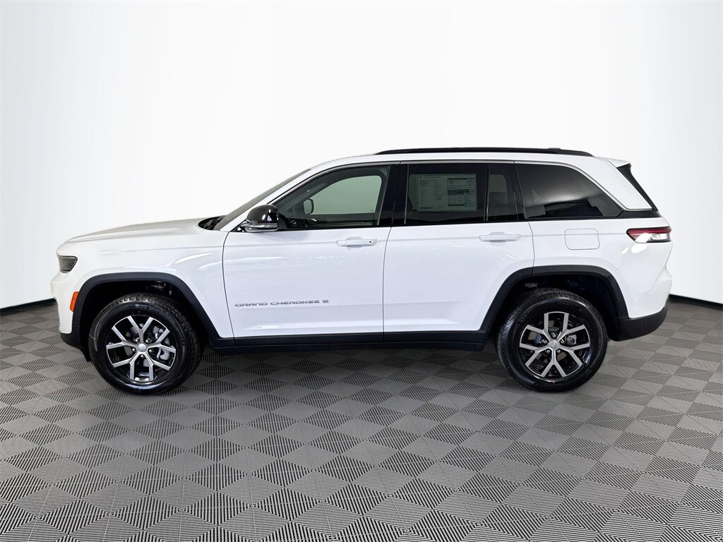 2025 Jeep Grand Cherokee Limited photo 4