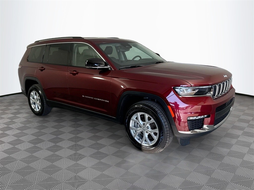 2023 Jeep Grand Cherokee L photo 3
