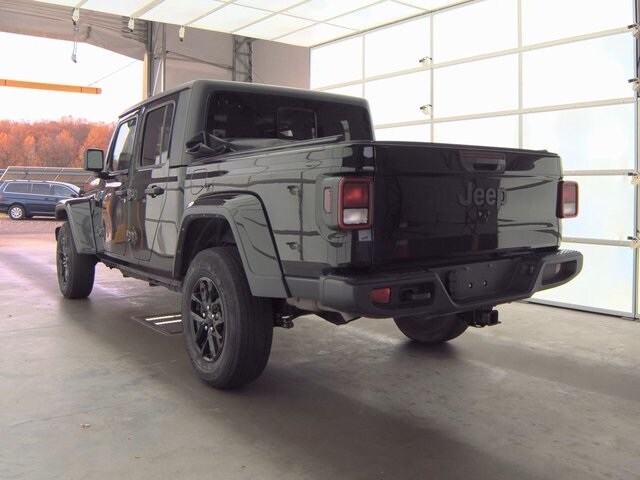 2022 Jeep Gladiator Sport photo 4