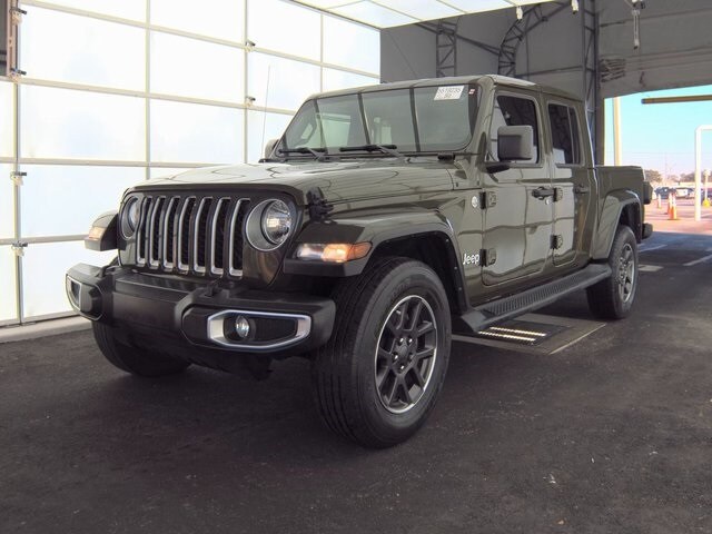 2021 Jeep Gladiator Overland's photo