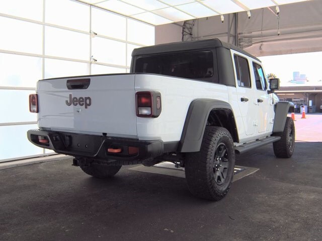2023 Jeep Gladiator Mojave photo 2