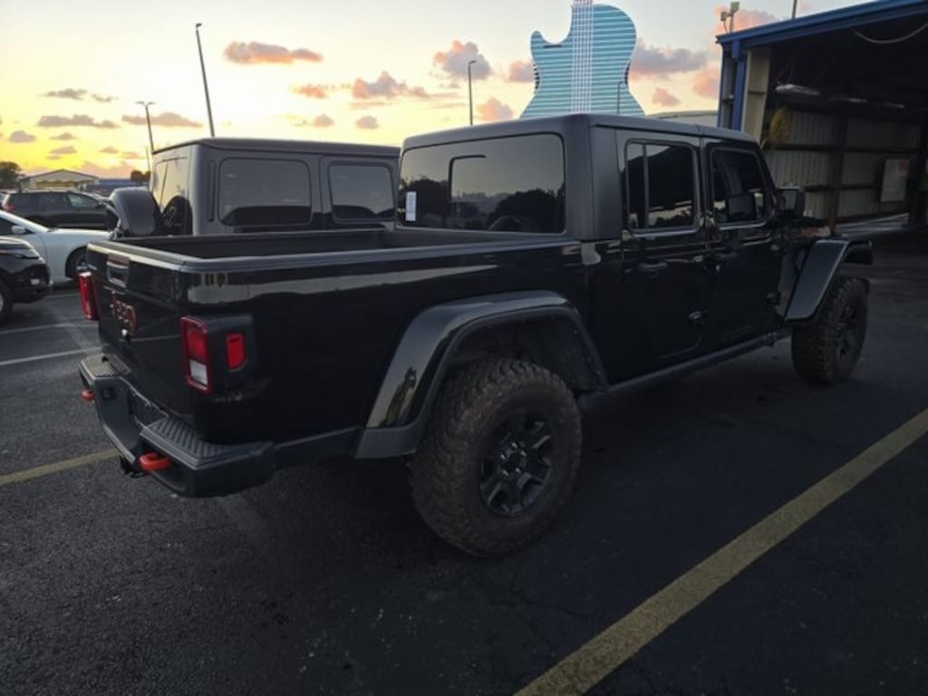 Used 2023 Jeep Gladiator Mojave Truck