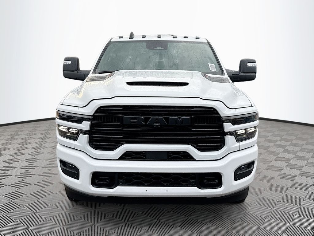New 2026 Ram 3500 LARAMIE CREW CAB 4X4 8' BOX Pickup