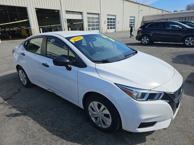 2020 Nissan Versa 1.6 S photo 3