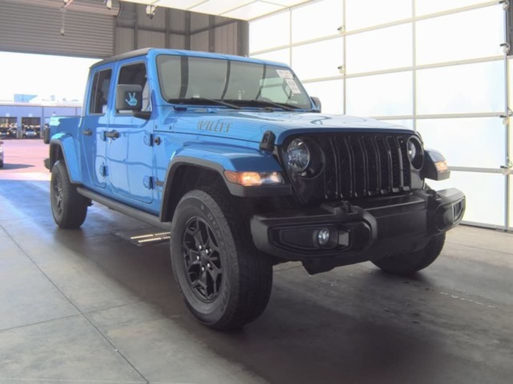 Used 2021 Jeep Gladiator Willys Truck