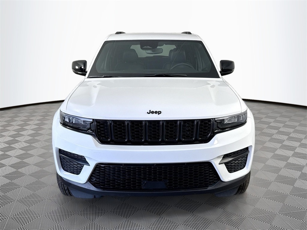 Used 2024 Jeep Grand Cherokee Altitude with VIN 1C4RJHAG3RC109059 for sale in Plantation, FL