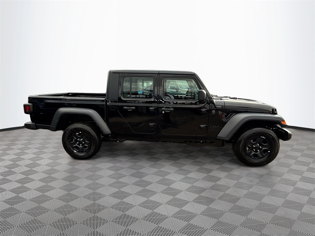 New 2026 Jeep Gladiator SPORT 4X4 Pickup