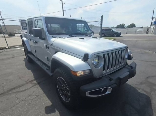 2023 Jeep Gladiator Overland photo 3