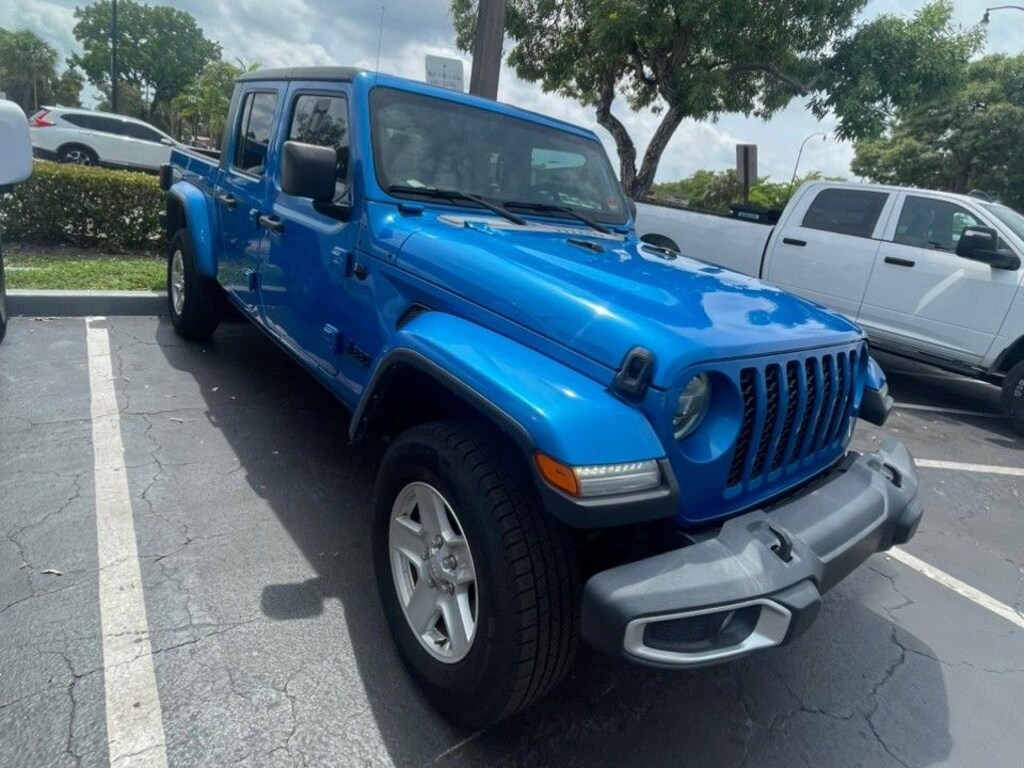 Used 2022 Jeep Gladiator Sport Truck