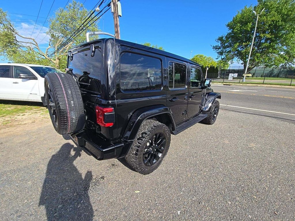 Used 2022 Jeep Wrangler Unlimited Sahara High Altitude SUV