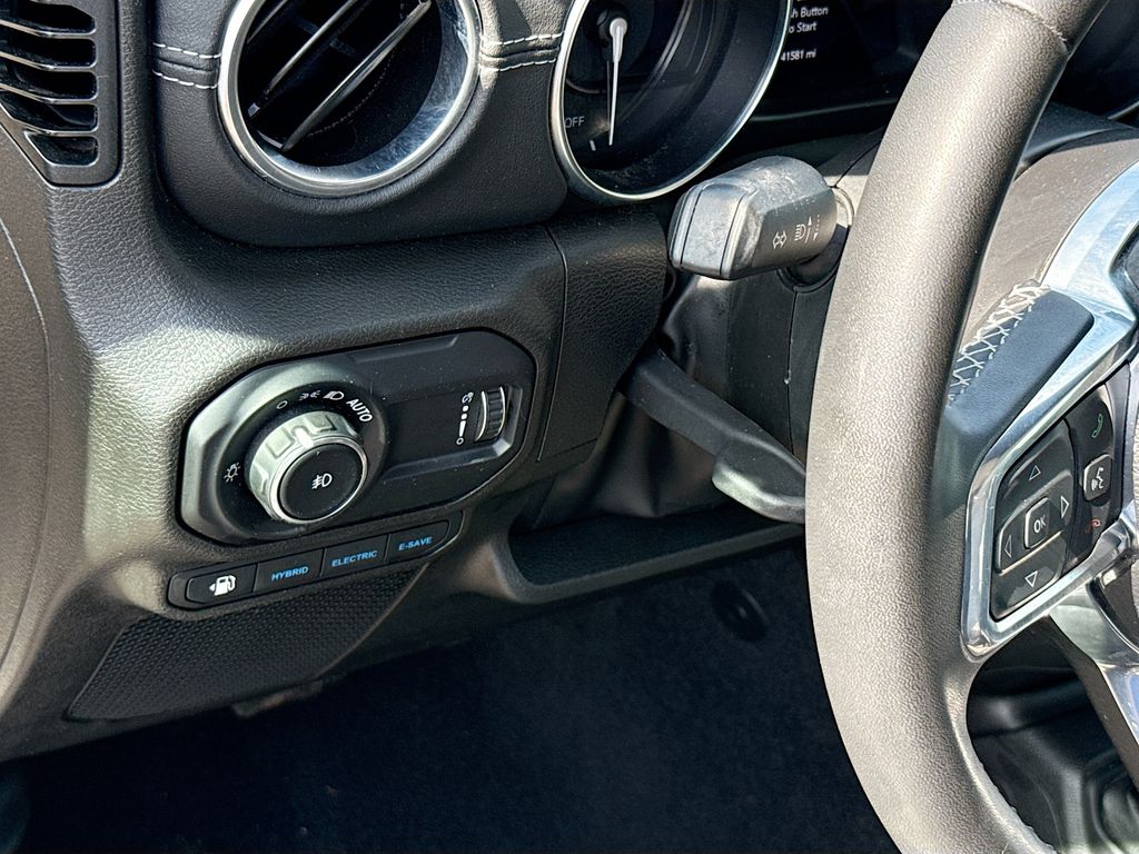 2023 Jeep Wrangler 4xe Sahara 4XE - Photo 11